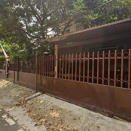 Banua Kdp - Coffee & Breakfast Apartment Jakarta Exterior photo
